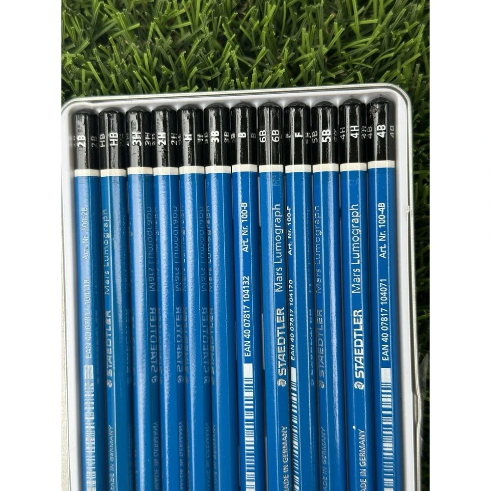 Staedtler mars lumograph